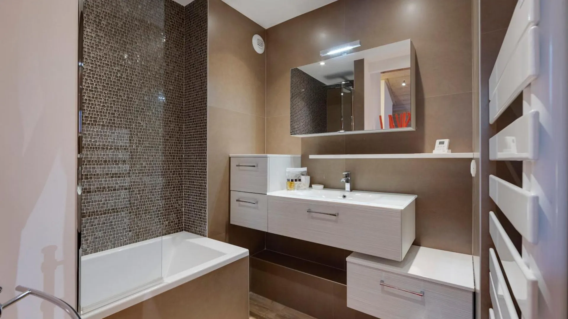 Appartement Duplex Au Pied Des Pistes Avec Espace Bien-Etre Et Piscine, Les Arcs 1950 - Fr-1-686-28 アパート