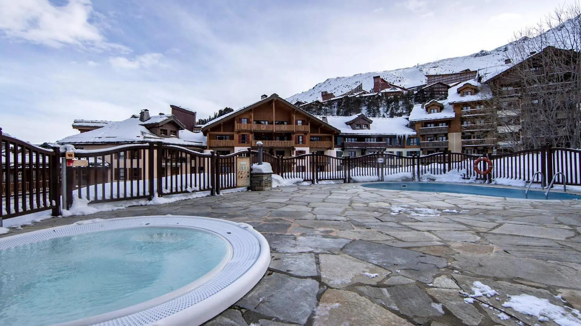 Appartement Duplex Au Pied Des Pistes Avec Espace Bien-Etre Et Piscine, Les Arcs 1950 - Fr-1-686-28 0*, Les Arcs (Savoie)